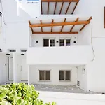 Kalypso Vacation Naxos Town Holiday home